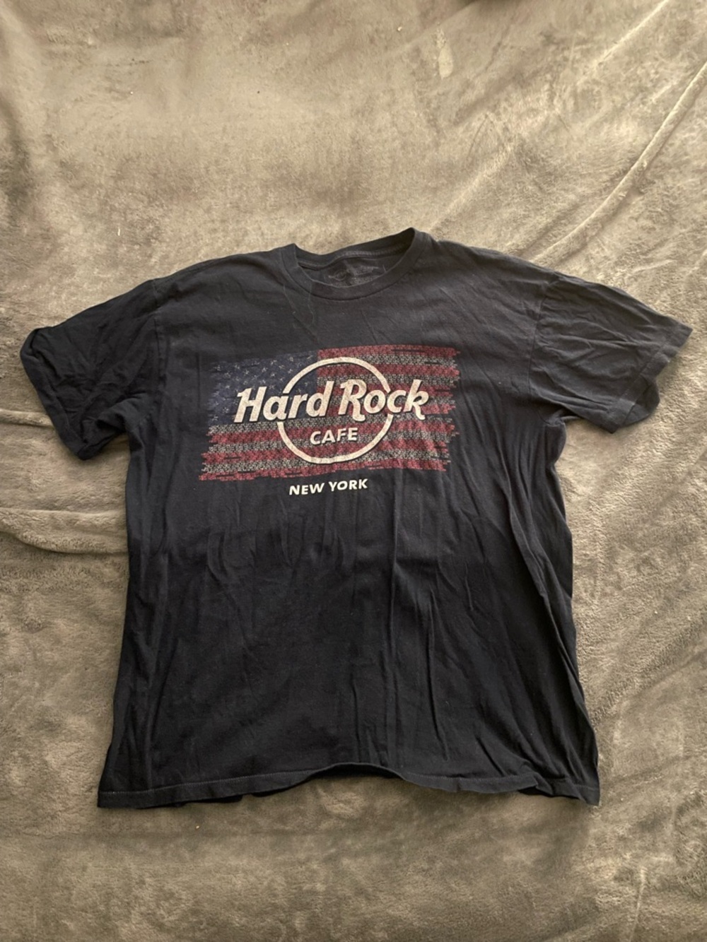 Hard Rock Cafe New York T-Shirt Vintage Style Dark Colored American Flag Logo